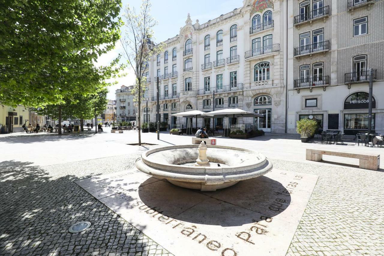 4 Bedroom Apartment On The City Center Lisboa Exteriör bild