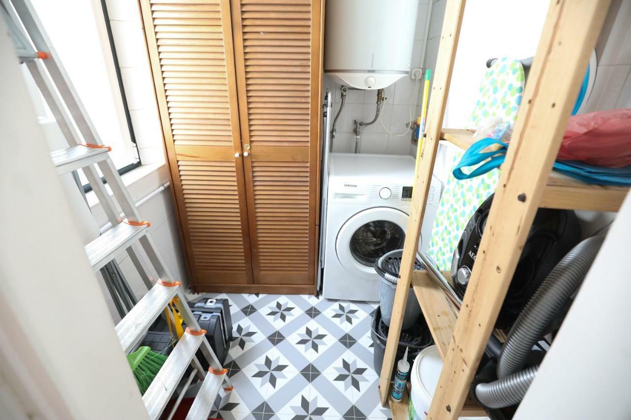 4 Bedroom Apartment On The City Center Lisboa Exteriör bild